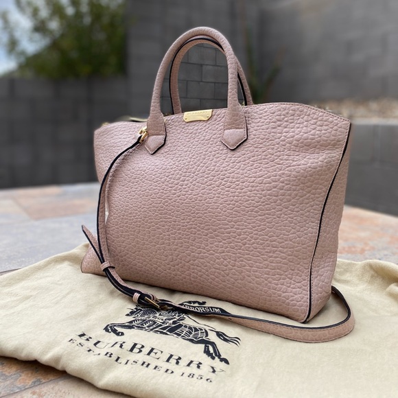 Burberry Handbags - Burberry Dewsbury Grained Leather Tote